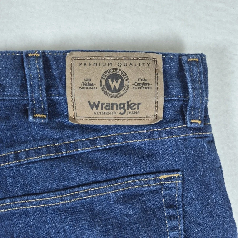Wrangler Hero Authentic Jeans Size 40x29 Regular Fit Blue Dark Wash